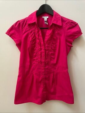 Y2K Dynamite Ruffle-Front Short Cap Sleeve Blouse - Fuchsia Vintage